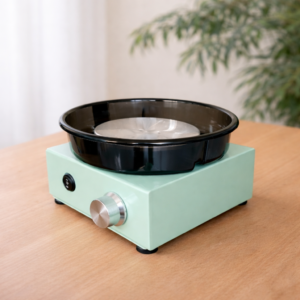 荷綠桌上型迷你拉坯機，鋁製轉盤，適合居家陶藝創作